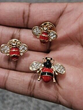 NWOT: (3) Small Bumblebee Decor Brooches